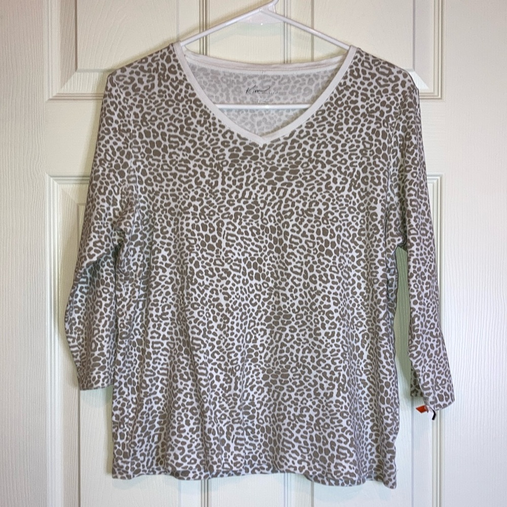 Kim Rogers Leopard Top EUC